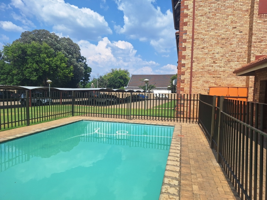 2 Bedroom Property for Sale in Potchefstroom North West